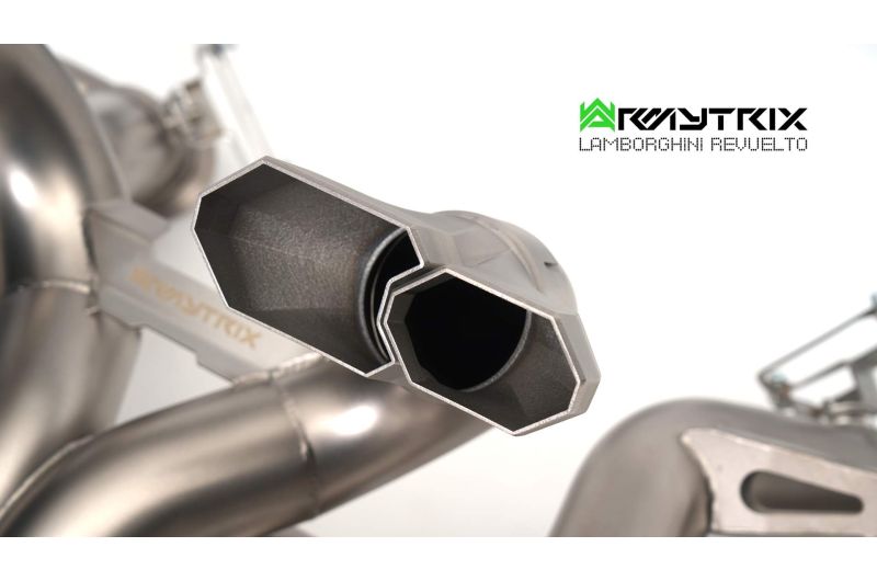 Lamborghini Revuelto Exhaust